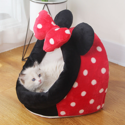 Cozy Cat Hideaway Villa: Semi-enclosed, Washable