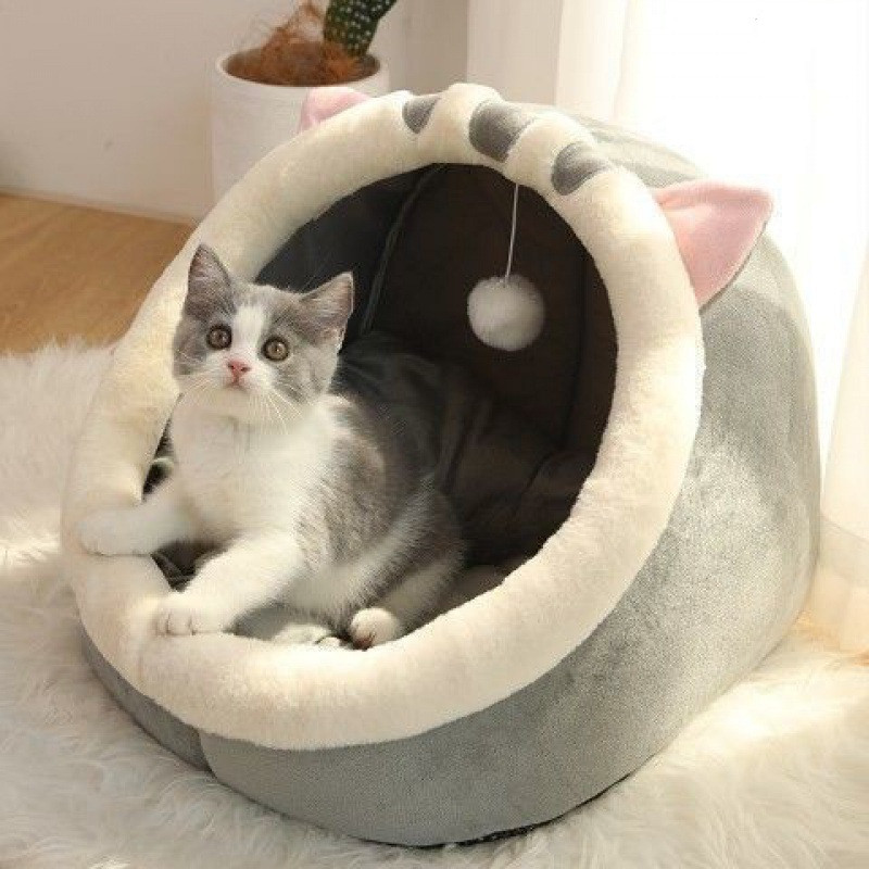 Cozy Cat Hideaway Villa: Semi-enclosed, Washable