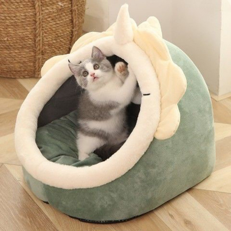 Cozy Cat Hideaway Villa: Semi-enclosed, Washable